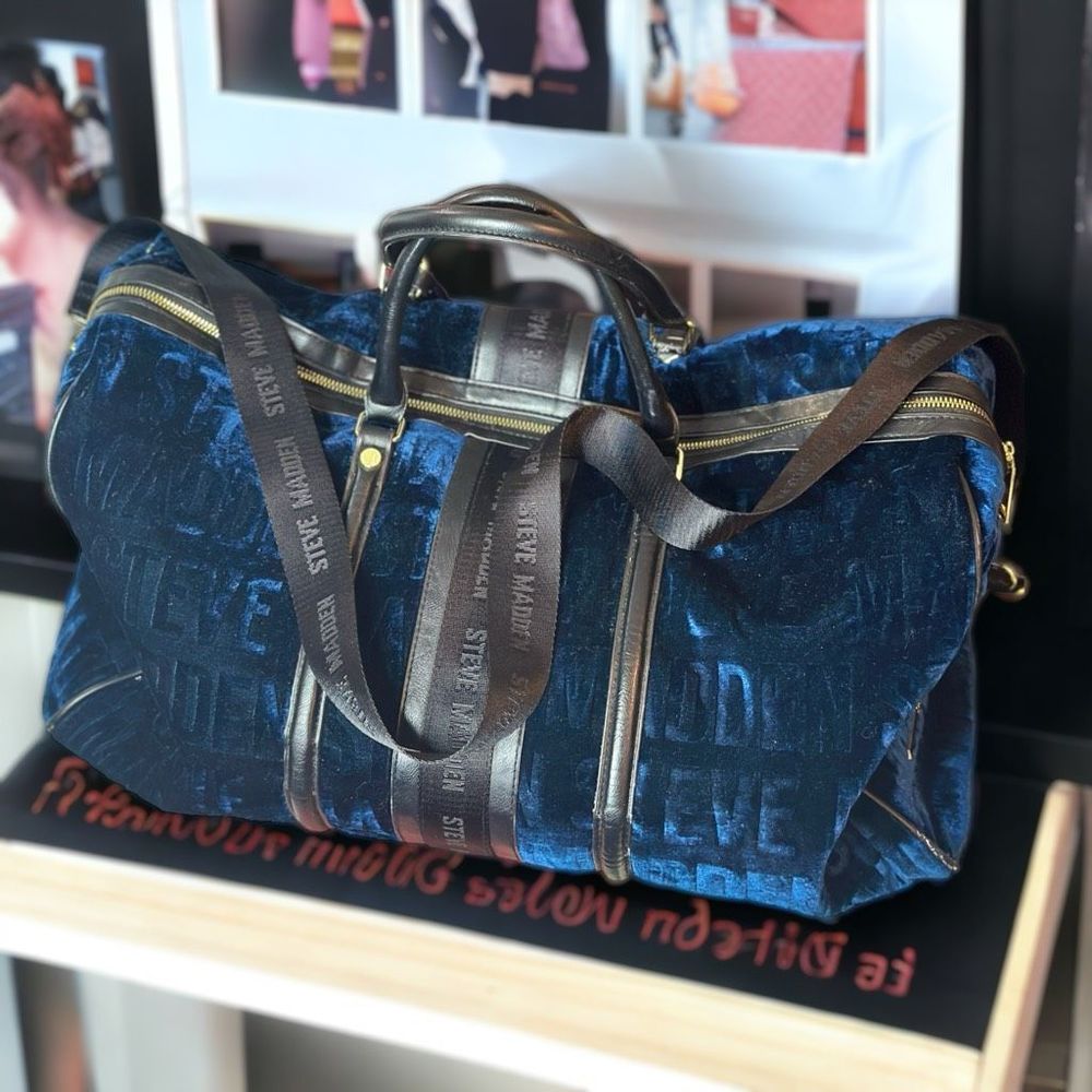 Steve Madden Blue Velvet Travel Bag - Picture 2 of 5